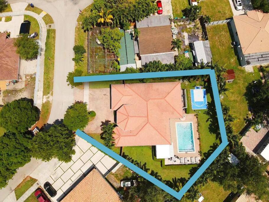 Miami 5Br Villa W Heated Pool, Games & Bbq L01 卡特勒里奇 外观 照片