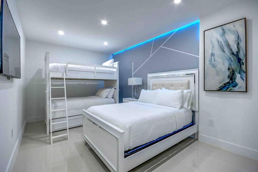 Miami 5Br Villa W Heated Pool, Games & Bbq L01 卡特勒里奇 外观 照片