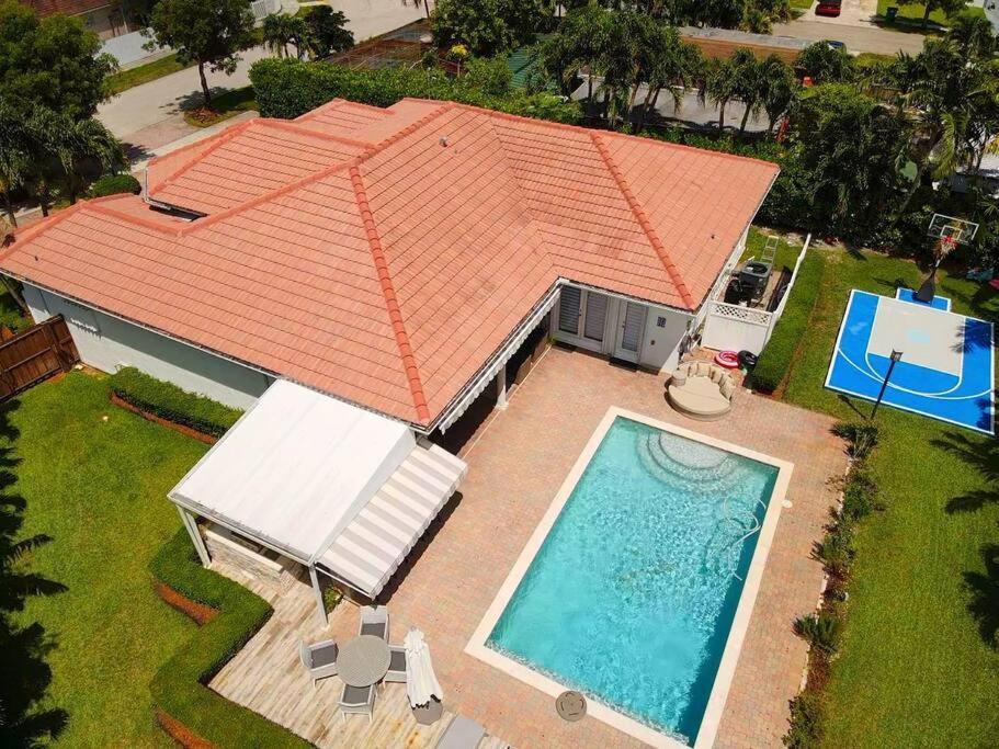 Miami 5Br Villa W Heated Pool, Games & Bbq L01 卡特勒里奇 外观 照片