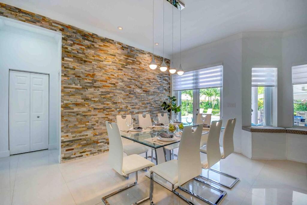 Miami 5Br Villa W Heated Pool, Games & Bbq L01 卡特勒里奇 外观 照片